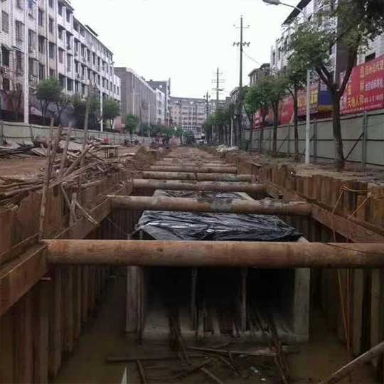 济宁王母阁路管廊施工